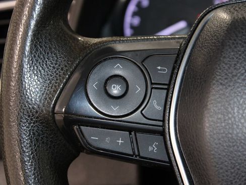 Used 2018 Toyota Camry LE FWD image 30