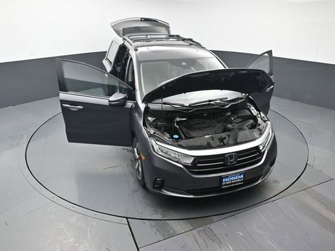 Certified 2022 Honda Odyssey Touring image 59