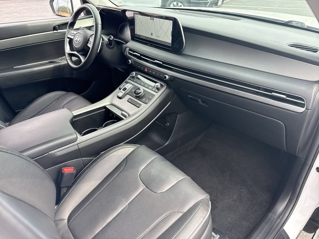 Used 2025 Hyundai Palisade SEL FWD image 31