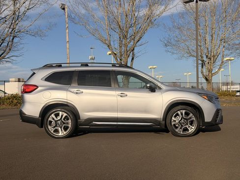 Certified 2023 Subaru Ascent Limited w/ Technology Package image 8