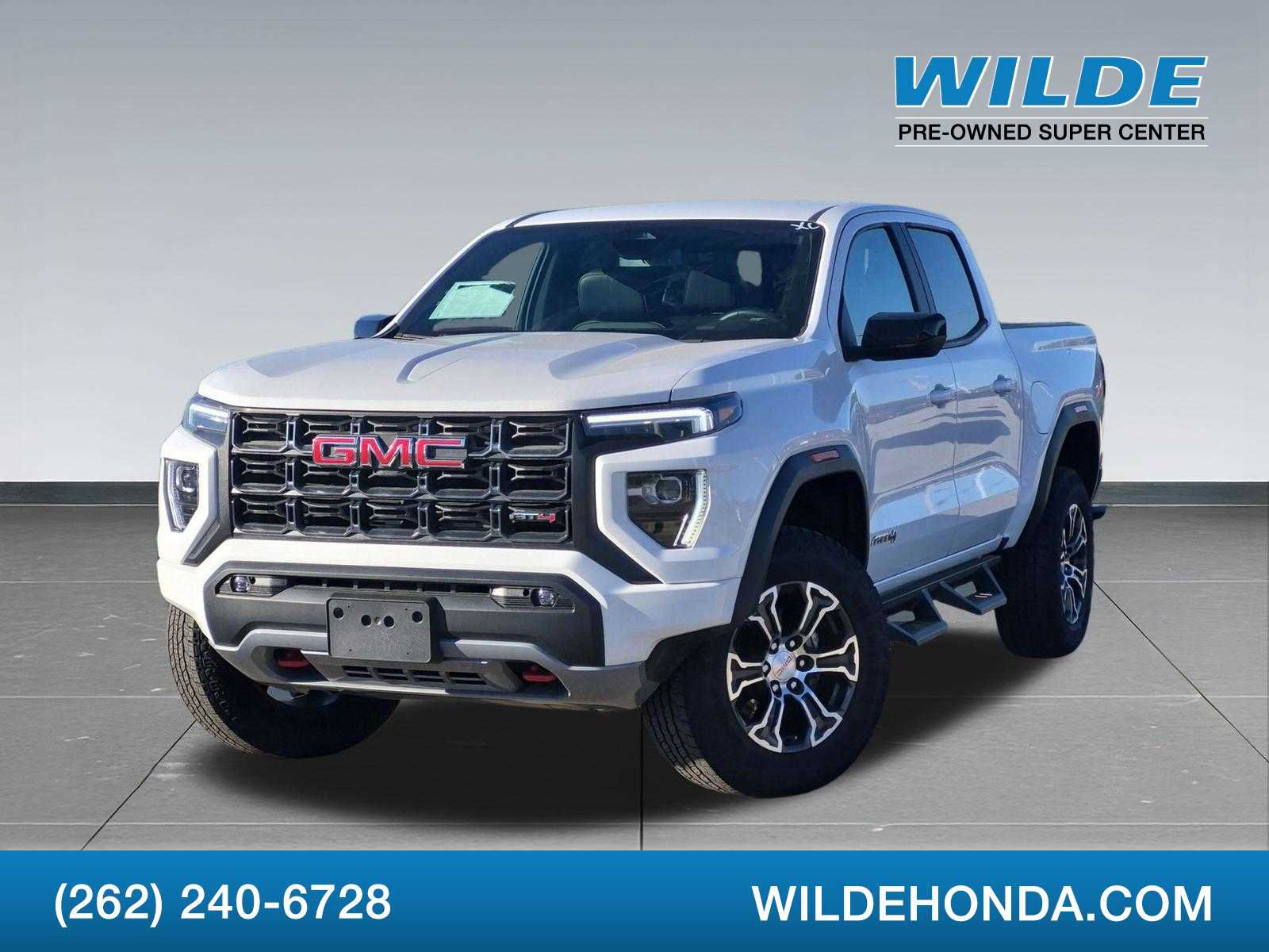 Used 2023 GMC Canyon AT4 AWD/4WD image 1