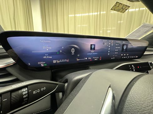 Certified 2025 Buick Enclave Preferred image 31