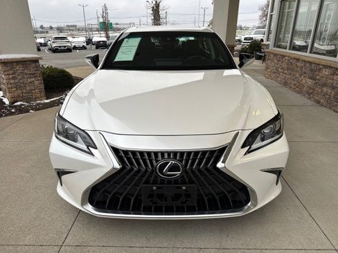 Used 2022 Lexus ES 350 image 3