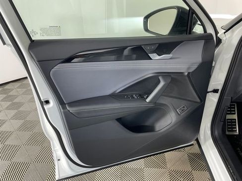 New 2026 Volkswagen Tiguan SE R-Line AWD/4WD image 14
