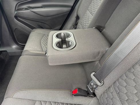 Used 2020 Chevrolet Equinox LT image 9