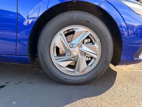 New 2026 Hyundai Elantra SE image 30