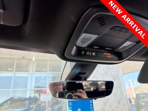 Used 2022 Chevrolet Traverse LT w/ LPO, Floor Liner Package image 11