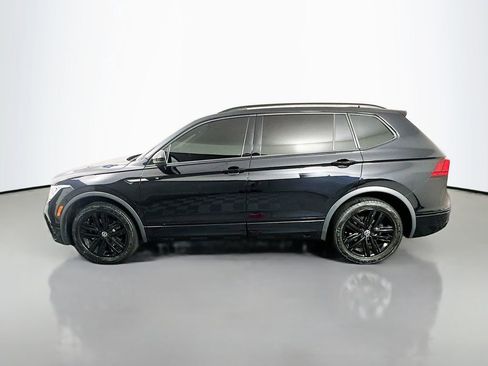 Used 2022 Volkswagen Tiguan SE R-Line FWD image 4
