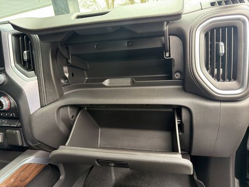 Used 2019 GMC Sierra 1500 SLT w/ SLT Convenience Package image 12