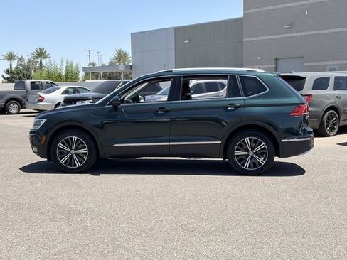 Used 2018 Volkswagen Tiguan SEL FWD image 9