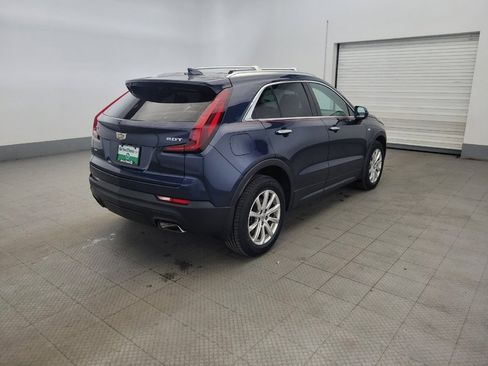 Used 2019 Cadillac XT4 Luxury w/ Cold Weather Package image 9