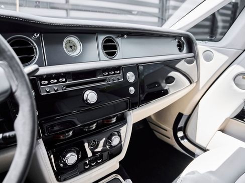 Used 2009 Rolls-Royce Phantom Coupe RWD image 57