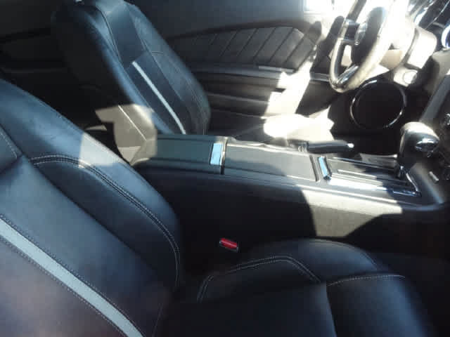 Used 2012 Ford Mustang GT Premium RWD image 11