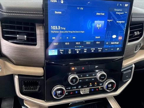 Used 2024 Ford Expedition Limited AWD/4WD image 25