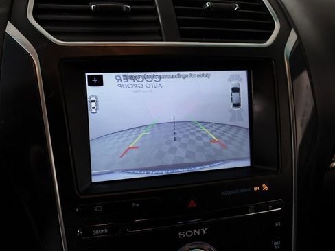 Used 2017 Ford Explorer Sport w/ Equipment Group 401A image 6