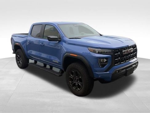 Certified 2025 GMC Canyon Elevation w/ Convenience Package AWD/4WD image 7