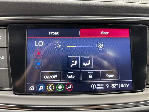 Used 2023 Buick Enclave Essence w/ Experience Buick Package AWD/4WD image 30