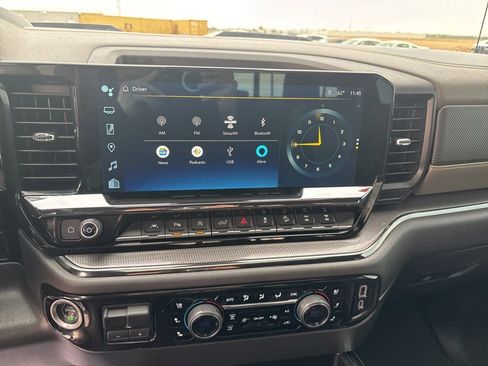 Used 2022 Chevrolet Silverado 1500 ZR2 w/ Technology Package image 30