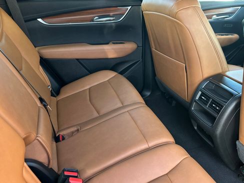 Used 2022 Cadillac XT5 Premium Luxury image 19