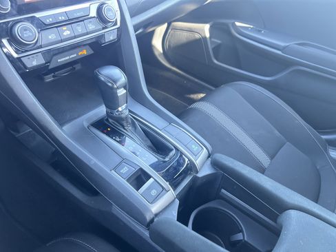 Used 2020 Honda Civic EX image 26