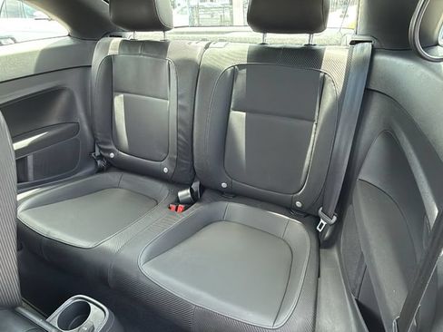 Used 2016 Volkswagen Beetle 1.8T FWD image 23