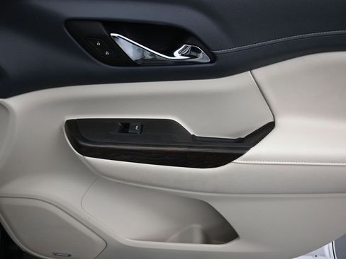 Used 2020 GMC Acadia Denali w/ Trailering Package image 66