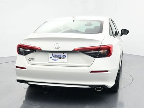 Used 2024 Honda Civic Sport image 7
