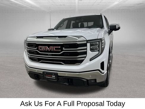 Used 2022 GMC Sierra 1500 SLT w/ SLT Premium Plus Package AWD/4WD image 7