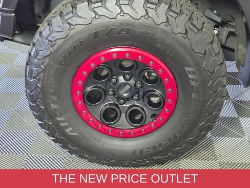 Used 2025 Ford F150 Raptor AWD/4WD image 8