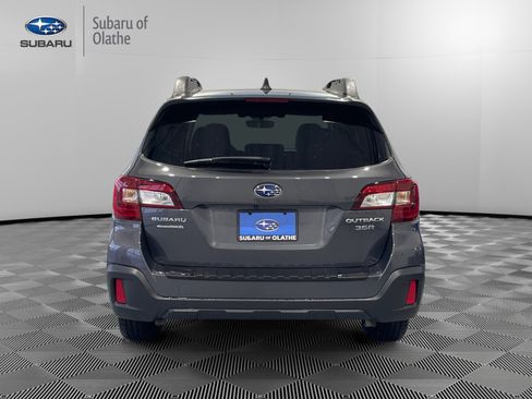 Used 2019 Subaru Outback 3.6R Limited image 9