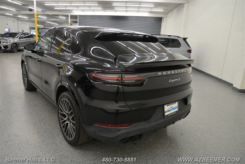 Used 2021 Porsche Cayenne S AWD/4WD image 13