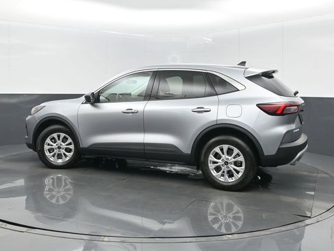 Used 2023 Ford Escape Active w/ Tech Pack #1 image 5