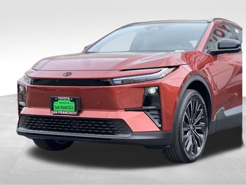 New 2026 Toyota C-HR AWD/4WD image 7