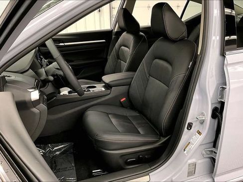 New 2026 Nissan Altima 2.5 SR w/ SR Premium Package FWD image 10