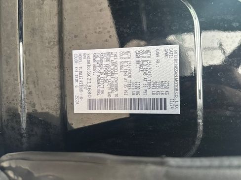 Used 2025 Nissan Pathfinder Platinum w/ Cargo Package AWD/4WD image 32