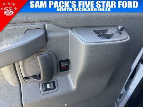 Used 2023 GMC Savana 2500 Extended w/ Driver Convenience Package image 21
