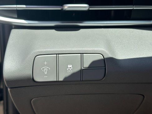 New 2025 Hyundai Elantra Sport image 25