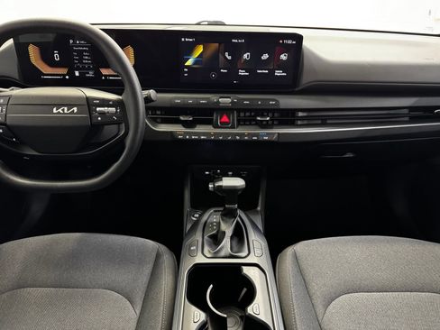 Used 2025 Kia K4 FWD image 14