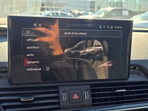 Certified 2025 Audi Q5 2.0T Premium image 31