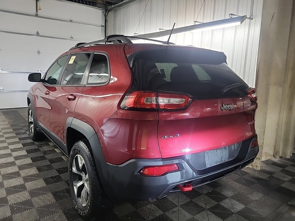 Used 2014 Jeep Cherokee Trailhawk w/ Leather Interior Group AWD/4WD image 4