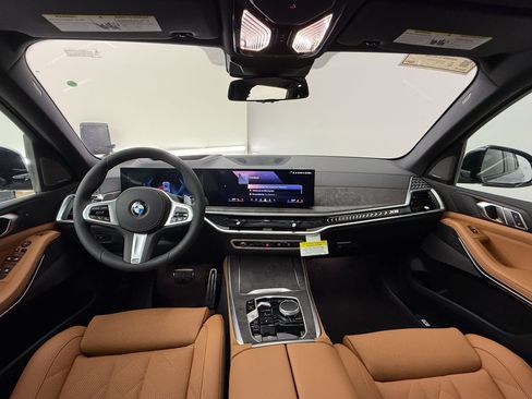 New 2026 BMW X5 sDrive40i w/ M Sport Package RWD image 17