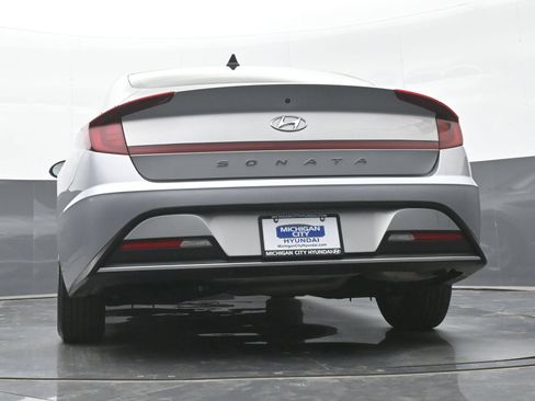 Certified 2023 Hyundai Sonata SE w/ Cargo Package FWD image 38