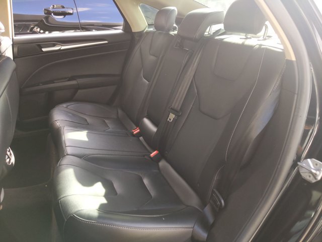 Used 2017 Ford Fusion Titanium FWD image 18