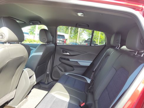 Used 2024 Buick Envista Preferred w/ Convenience II Package image 12