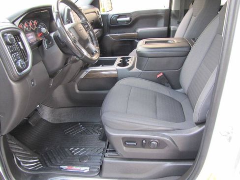 Used 2020 Chevrolet Silverado 1500 RST AWD/4WD image 12