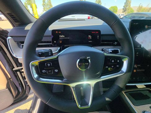Used 2025 Volvo EX90 Ultra AWD/4WD image 8