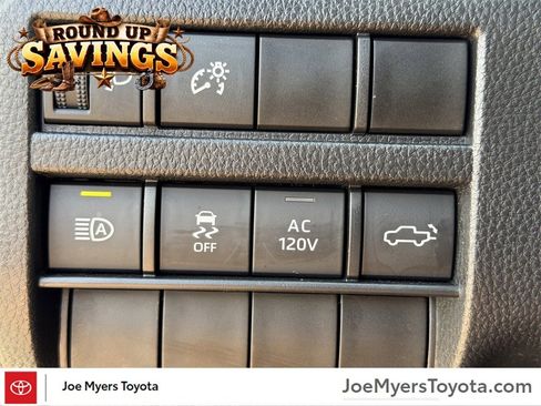 Used 2025 Toyota Tacoma Limited image 26