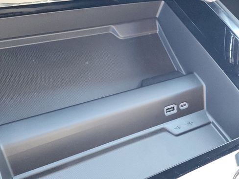 New 2025 Chevrolet Tahoe LS image 16