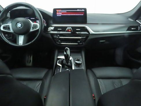 Used 2023 BMW M550i xDrive w/ Executive Package image 13