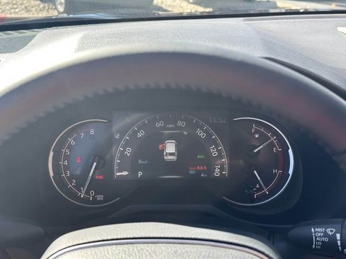 New 2025 Toyota RAV4 XLE image 12
